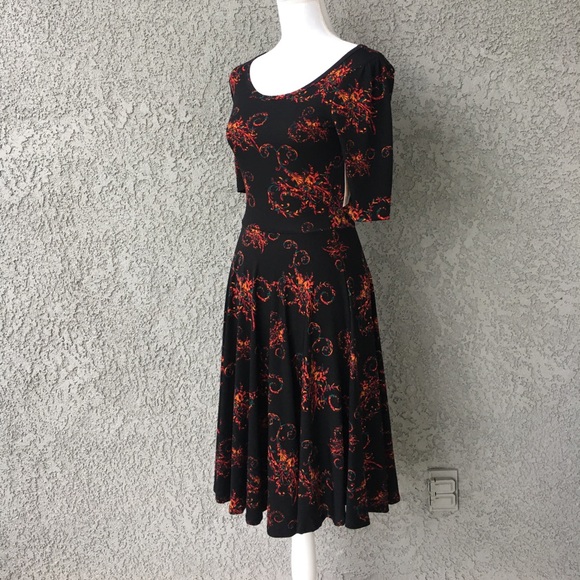 LuLaRoe Nicole Dress - Picture 2 of 7